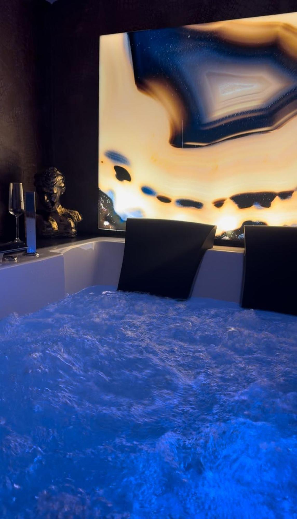 Santateresa19 Suite & Spa Palermo Exteriör bild