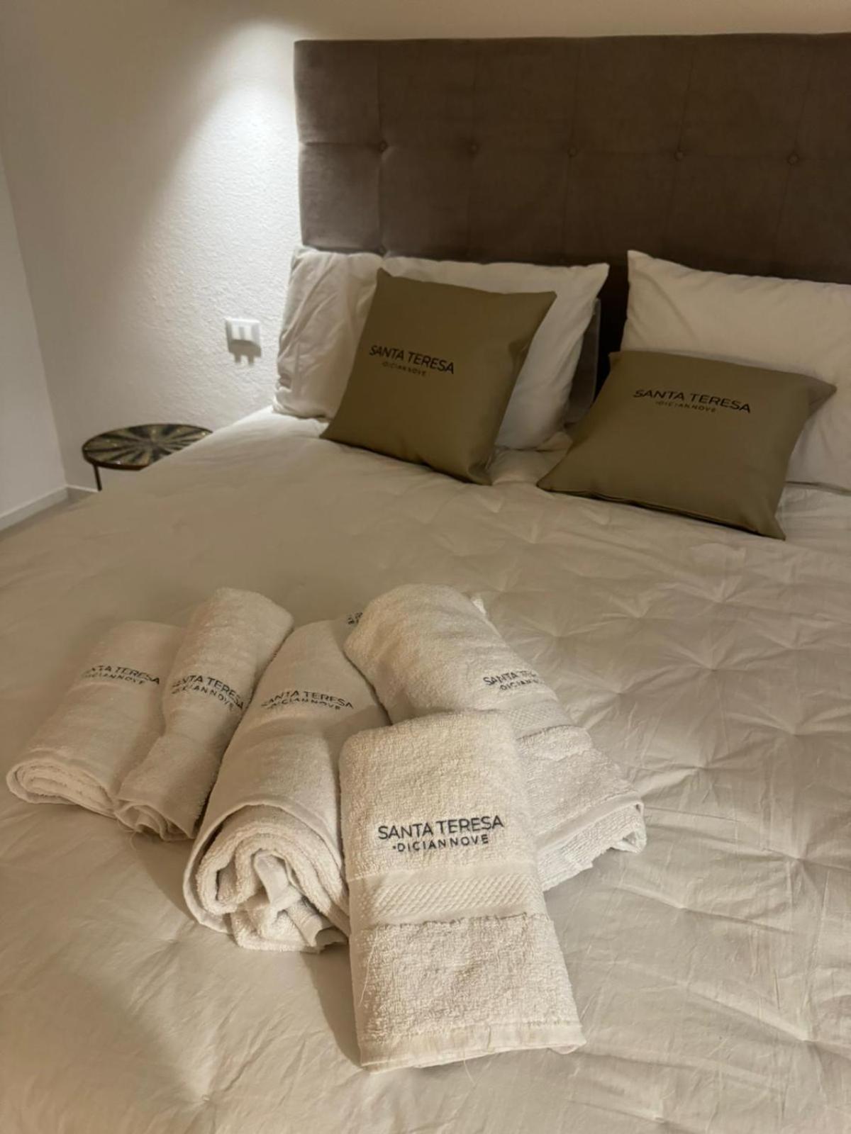 Santateresa19 Suite & Spa Palermo Exteriör bild