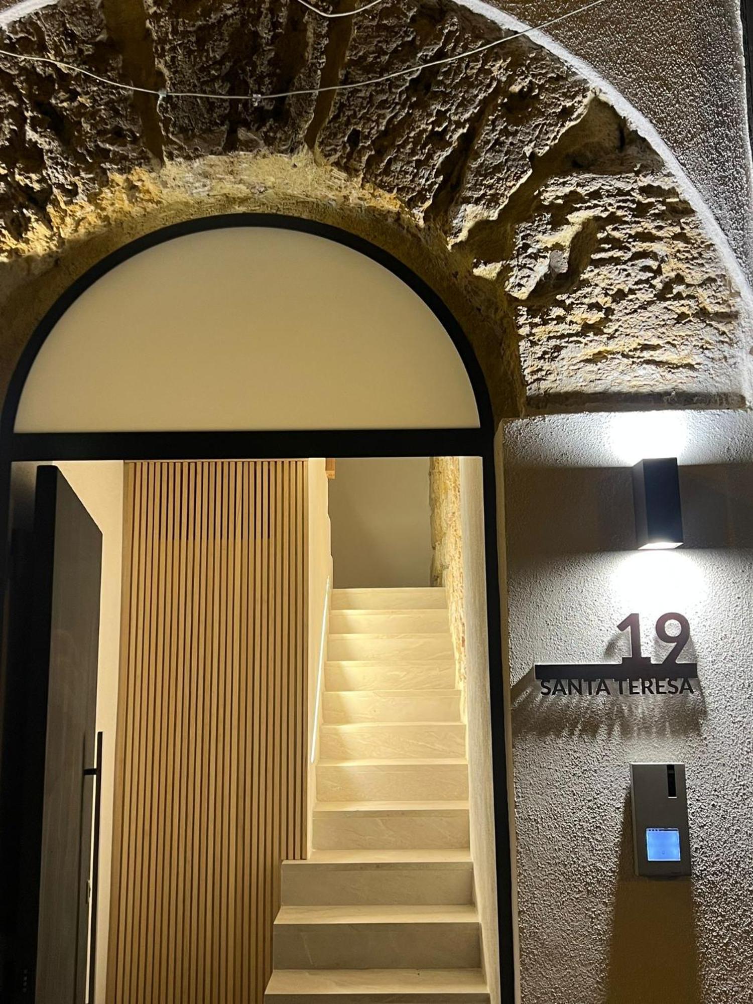 Santateresa19 Suite & Spa Palermo Exteriör bild